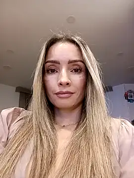 Loly Horny online show from 04/24/26, 10:56