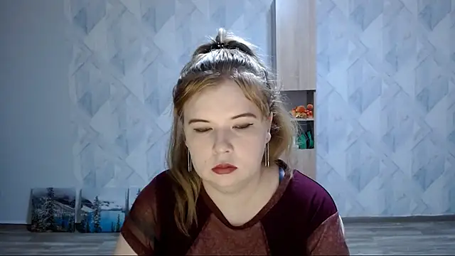 Melina Hot9 online show from 11/11/25, 08:09