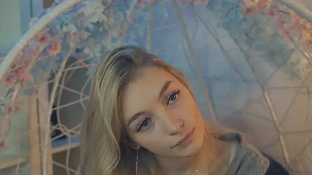 FlairCunard online show from 12/29/24, 11:50