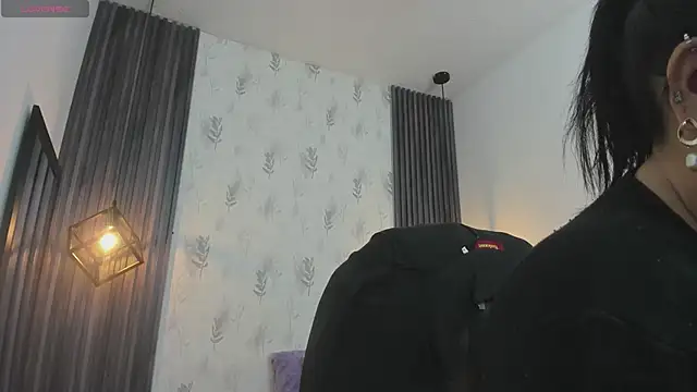 brigittemiller online show from 12/14/25, 04:45