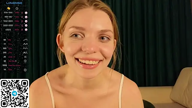 ElswythDecoursey online show from 12/26/24, 02:12