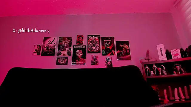 lilith-deveraux online show from 10/27/25, 02:10