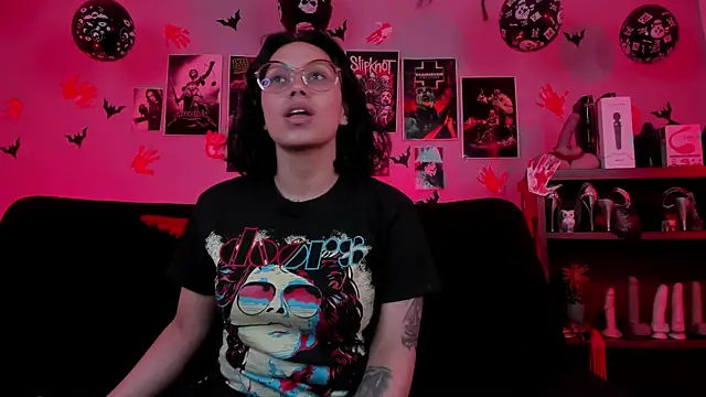 lilith-deveraux online show from 11/10/25, 12:53