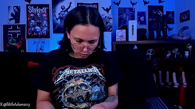 lilith-deveraux online show from 04/21/26, 05:39