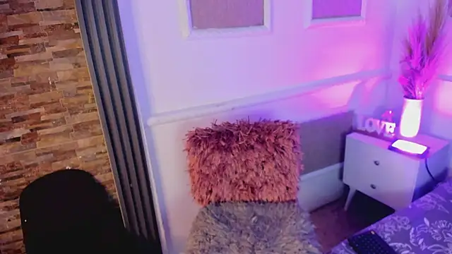 Snapshot of dayanne07 chatting on 12/20/24, 07:22 dayanne07 online show from 12/20/24, 07:22