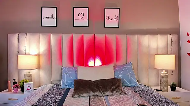 Snapshot of dayanne07 chatting on 10/14/25, 08:53 dayanne07 online show from 10/14/25, 08:53