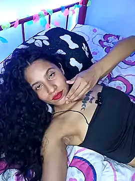 Snapshot of Karii-R chatting on 12/06/24, 04:03 Karii-R online show from 12/06/24, 04:03