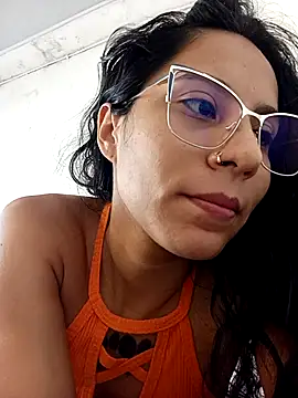 Karii-R online show from 12/16/25, 01:27