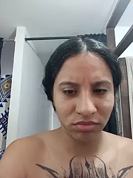Snapshot of Karii-R chatting on 06/01/26, 03:58 Karii-R online show from 06/01/26, 03:58