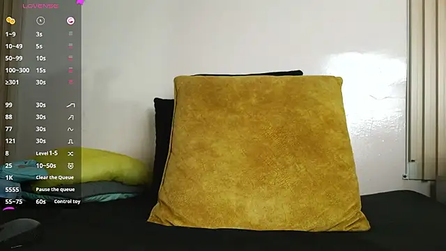 virtual charm online show from 02/05/26, 12:21