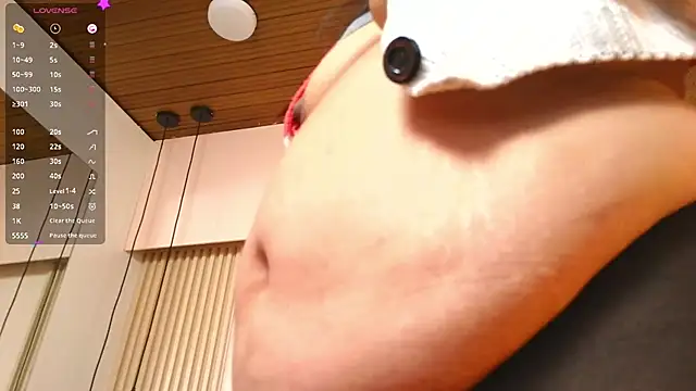 Snapshot of virtual_charm chatting on 06/12/26, 12:59 virtual charm online show from 06/12/26, 12:59