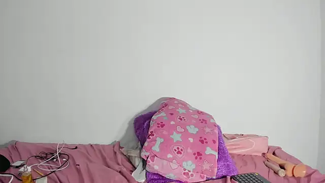 Arantza Hill online show from 02/16/25, 12:30