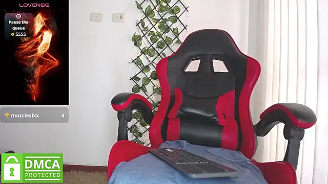 darkviper26 online show from 09/15/25, 01:00