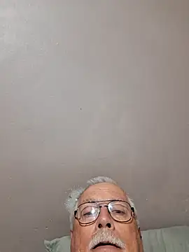 Snapshot of NawtyB1965 chatting on 02/16/26, 03:46 NawtyB1965 online show from 02/16/26, 03:46