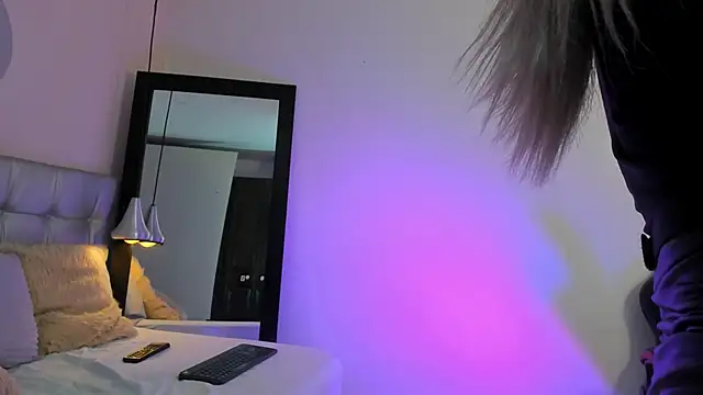 Axel brunette1 online show from 03/07/25, 02:04