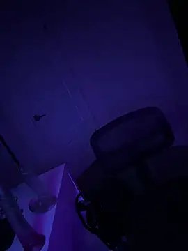 DatBishYouMiss online show from 02/05/25, 07:07