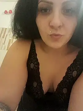 Snapshot of kinguscicus chatting on 12/15/24, 09:20 kinguscicus online show from 12/15/24, 09:20