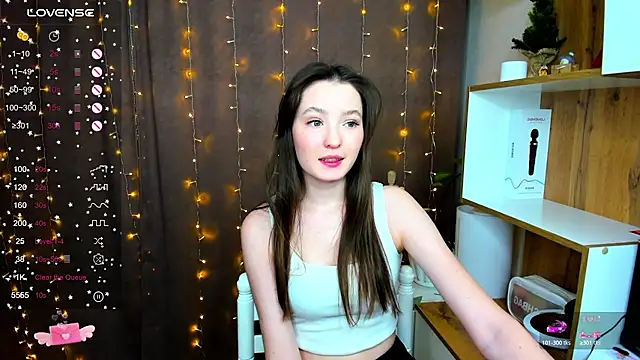 Fairyy Moon online show from 12/14/24, 01:17