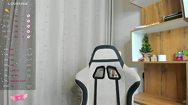 Fairyy Moon online show from 01/24/25, 04:39