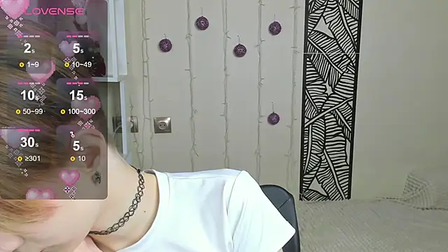 Snapshot of Angel_Jules chatting on 12/28/24, 01:29 Angel Jules online show from 12/28/24, 01:29