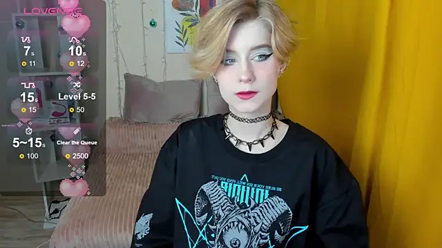 Snapshot of Angel_Jules chatting on 01/14/25, 01:15 Angel Jules online show from 01/14/25, 01:15