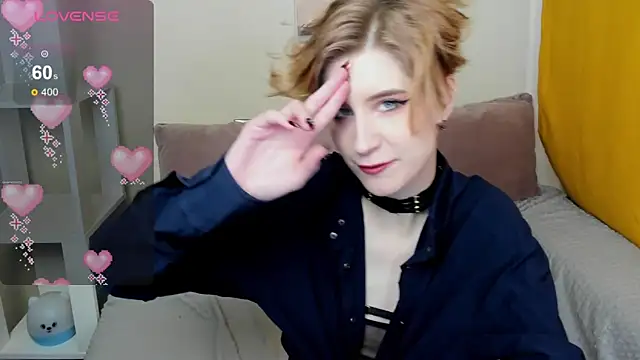 Snapshot of Angel_Jules chatting on 01/30/25, 01:22 Angel Jules online show from 01/30/25, 01:22