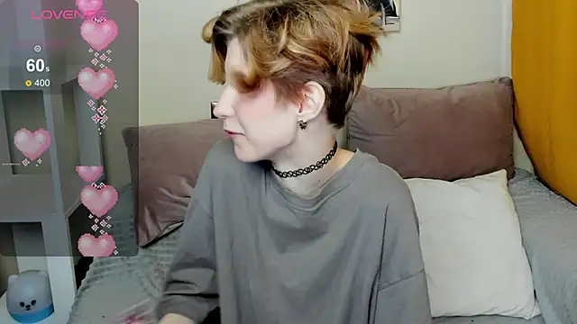 Snapshot of Angel_Jules chatting on 01/31/25, 04:25 Angel Jules online show from 01/31/25, 04:25