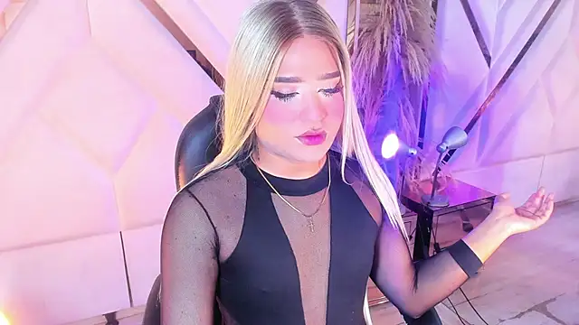 Elody Preysler69 online show from 12/03/25, 04:53