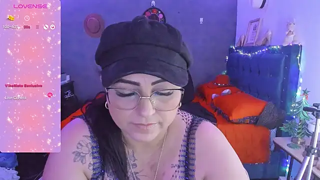 Ivonnee   online show from 12/29/24, 10:34