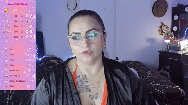 Ivonnee   online show from 01/20/25, 06:53