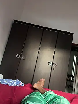 Dreamistofly online show from 04/07/26, 01:06