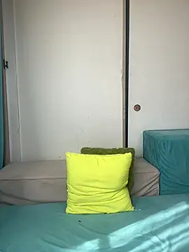 Snapshot of ayu0009rrr chatting on 03/10/25, 12:51 ayu0009rrr online show from 03/10/25, 12:51