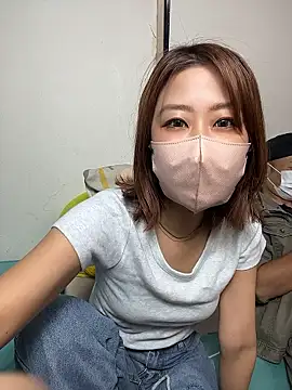 Snapshot of ayu0009rrr chatting on 05/16/26, 03:00 ayu0009rrr online show from 05/16/26, 03:00