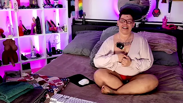 SunshineLexi online show from 02/15/26, 08:24