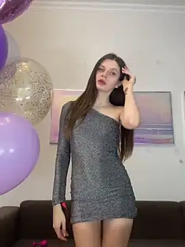 Effi 18 online show from 01/25/25, 08:10