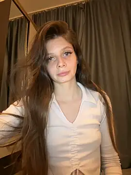 Effi 18 online show from 10/12/25, 05:45