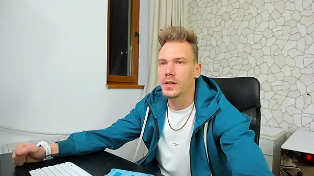 MateoBenjaminX online show from 01/05/25, 08:21