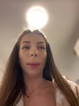 Mia Ethan online show from 01/16/25, 05:44