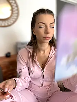 Mia Ethan online show from 10/23/25, 08:24