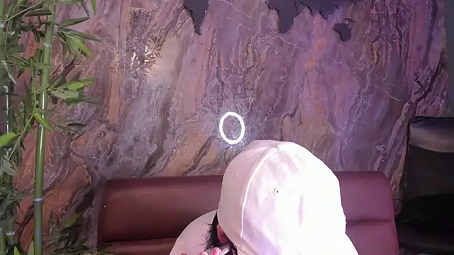 Alahia Dangelo online show from 11/15/25, 05:31