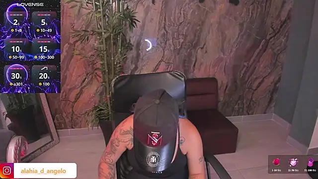 Alahia Dangelo online show from 04/15/26, 05:31