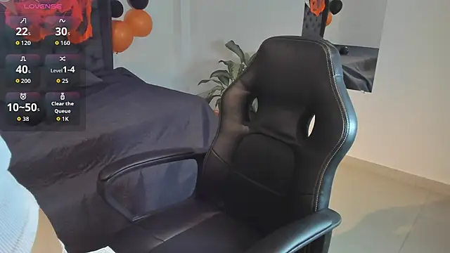  maria foxx  online show from 10/16/25, 08:32