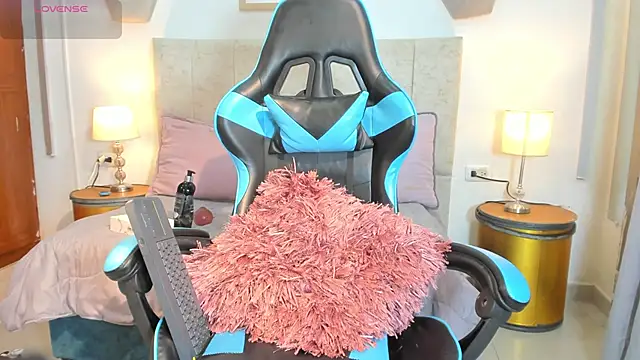  maria foxx  online show from 02/02/26, 02:27