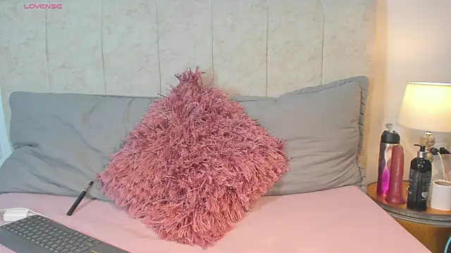  maria foxx  online show from 04/22/26, 04:08