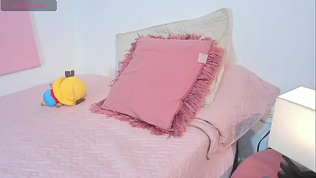 Snapshot of _maria_foxx_ chatting on 06/03/26, 03:39 maria foxx online show from 06/03/26, 03:39