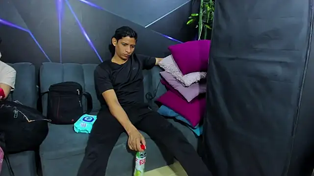 playsgirlhot online show from 02/08/26, 12:25