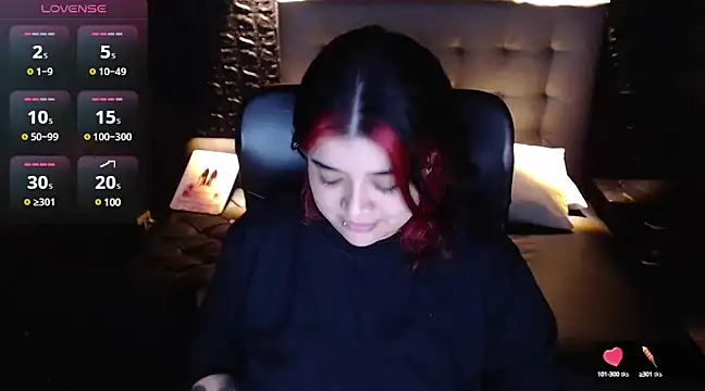 Snapshot of _ValeryStone_ chatting on 12/22/24, 01:34 ValeryStone online show from 12/22/24, 01:34