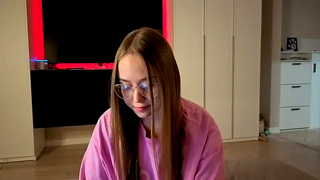 endlesssoffi online show from 10/22/25, 05:56