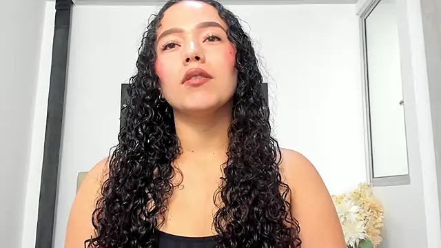Snapshot of amaranta_f00x chatting on 06/11/26, 12:36 amaranta f00x online show from 06/11/26, 12:36