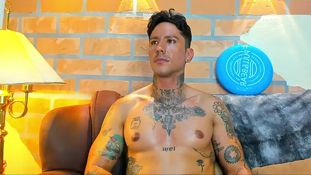 Dylanstonne online show from 02/25/25, 01:30